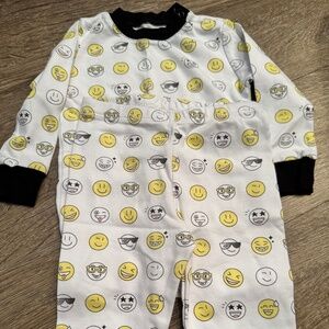 Baby Noomie Smile Emojis Pajama Set Sz 12-18M